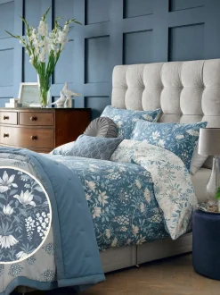 Laura Ashley|Merkbeddengoed*Laura Ashley 100% katoensatijn 200 draads Parterre dekbedovertrek- en kussensloopset Blauw Seaspray