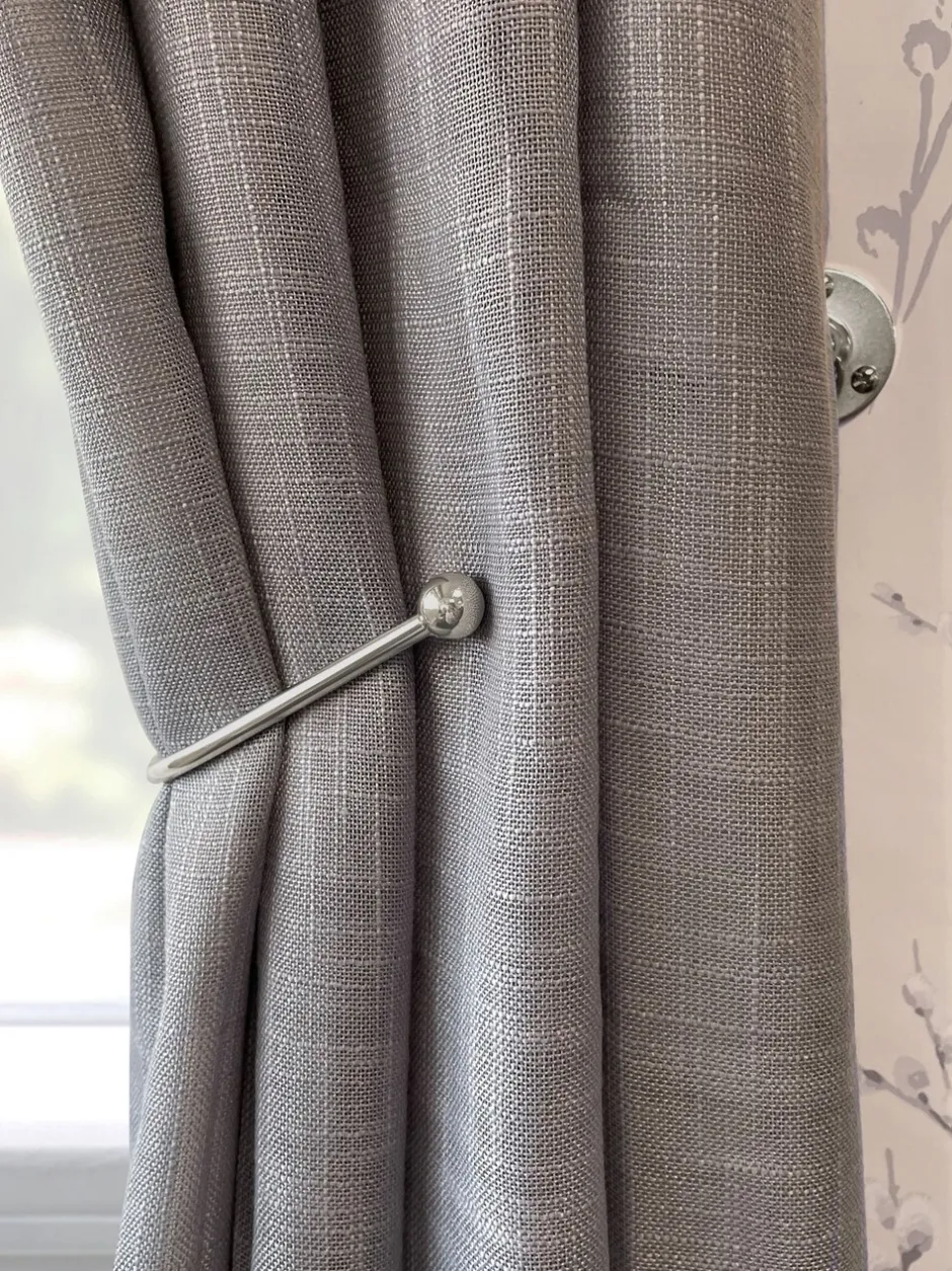 Gordijnroedes En -Accessoires*Laura Ashley - Set van 2 Swing-gordijnhouders Matt Nikkel