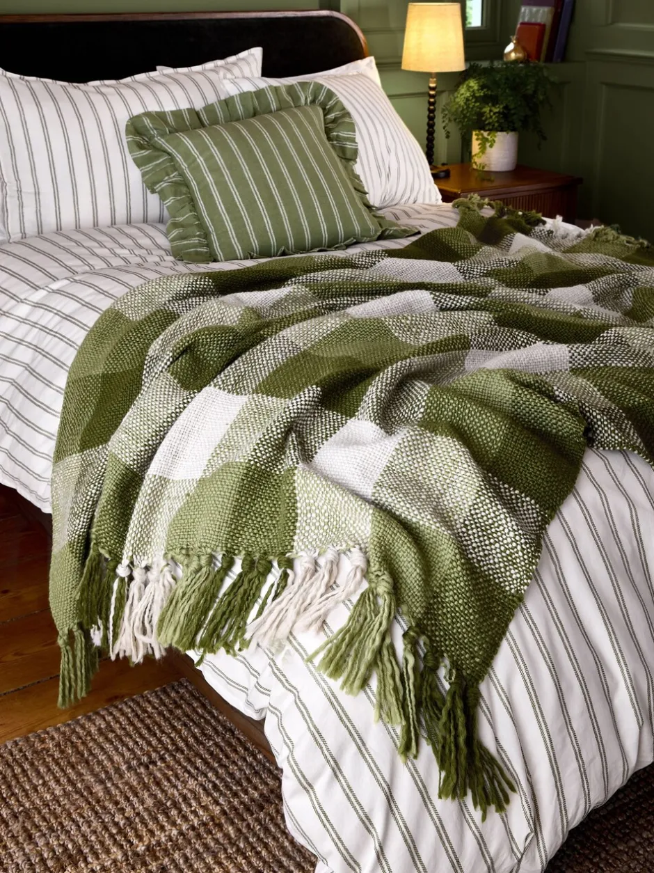 Laura Ashley*Laura Ashley Allonby Check Woven Throw Groen