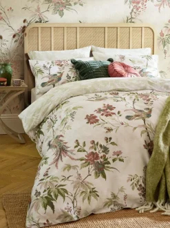 Laura Ashley*Laura Ashley Attleton 220 Thread Count Duvet Cover and Pillowcase set