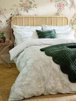 Laura Ashley*Laura Ashley Attleton 220 Thread Count Duvet Cover and Pillowcase set