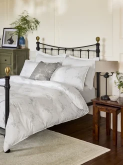 Laura Ashley*Laura Ashley Caerleon Floral Print 100% Cotton Duvet Cover and Pillowcase Set