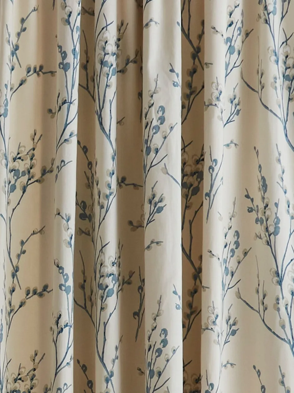 Laura Ashley|Gordijnen*Laura Ashley ringgordijnen met voering en wilgenkatjesprint