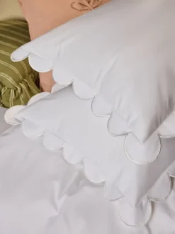 Laura Ashley|Laura Ashley Scallop 200 Thread Count Duvet Cover and Pillowcase Set