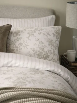 Laura Ashley*Laura Ashley Set of 2 100% Cotton Walled Garden Pillowcases Duifgrijs