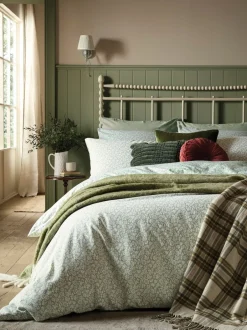 Laura Ashley*Laura Ashley Sweet Alyssum Duvet Cover and Pillowcase Set