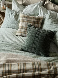 Laura Ashley*Laura Ashley Sweet Alyssum Duvet Cover and Pillowcase Set
