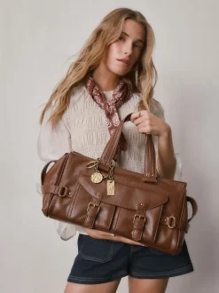Tassen En Portemonnees|Next - Charm Buckle Hand Held Bag Lichtbruin