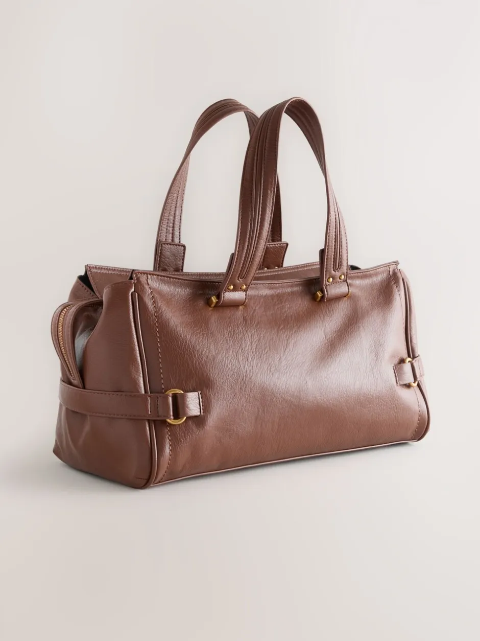 Tassen En Portemonnees|Next - Charm Buckle Hand Held Bag Lichtbruin