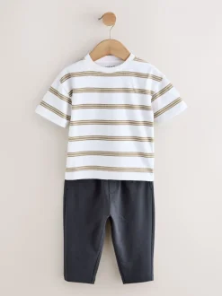 Jassen En Jacks|Broeken En Chino's*Next - Jersey Shirt T-Shirt and Joggers 3 Piece Set (3mths-7yrs) Lichtbruin