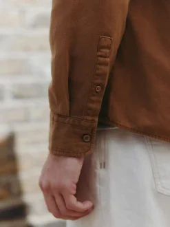 Formele Overhemden|Shirts|Next - Long Sleeve Garment Dyed Oxford Shirt Lichtbruin