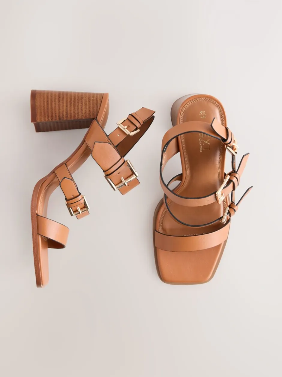 Schoenen Met Hakken*Next - Sandalen met blokhak, bandjes en gesp Lichtbruin
