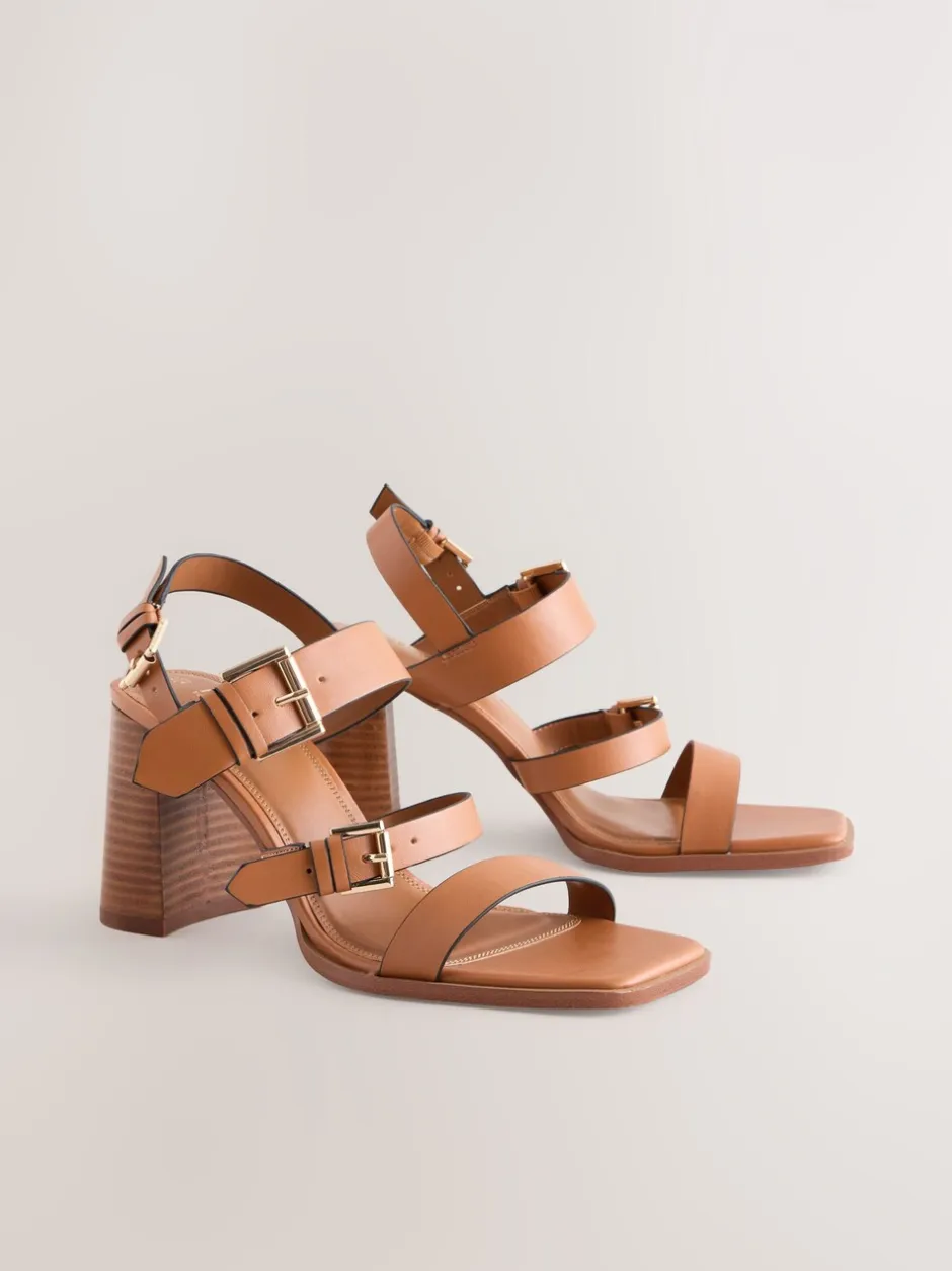 Schoenen Met Hakken*Next - Sandalen met blokhak, bandjes en gesp Lichtbruin