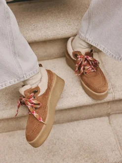 Lage Schoenen|Next Lichtbruin - Signature Premium Leather Hiker Wedge Trainers