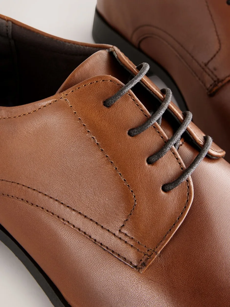 Formele Schoenen|Schoenen|Next - Standaard pasvorm - Egaal leren derbyschoenen Lichtbruin