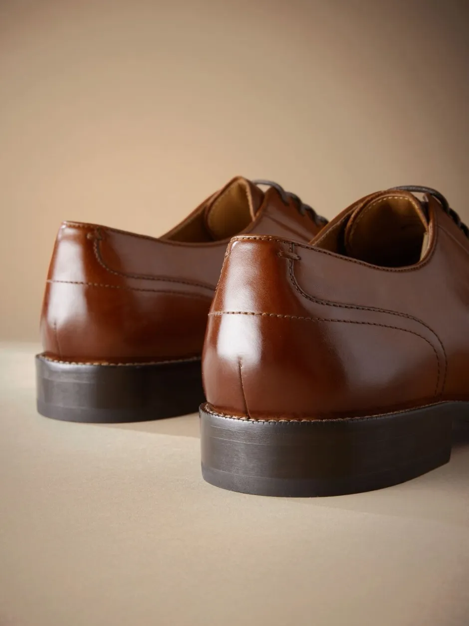 Formele Schoenen|Next - Standaard pasvorm - Signature - Derby-schoenen met leren zool Lichtbruin