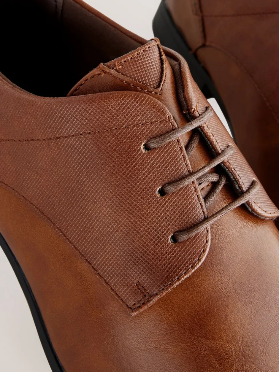 Schoenen|Formele Schoenen|Next - Standaard pasvorm - Derbyschoenen met veter Lichtbruin