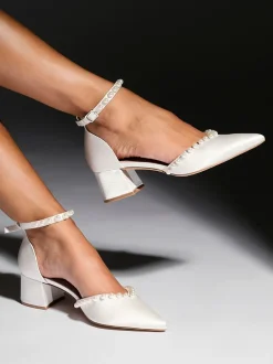 Schoenen Met Hakken*Linzi Swan Court Heels With Pearl Details