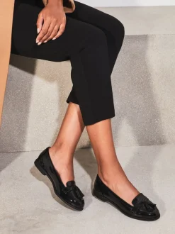 Lage Schoenen*Lipsy - Lakleren platte instappers met kwastjes
