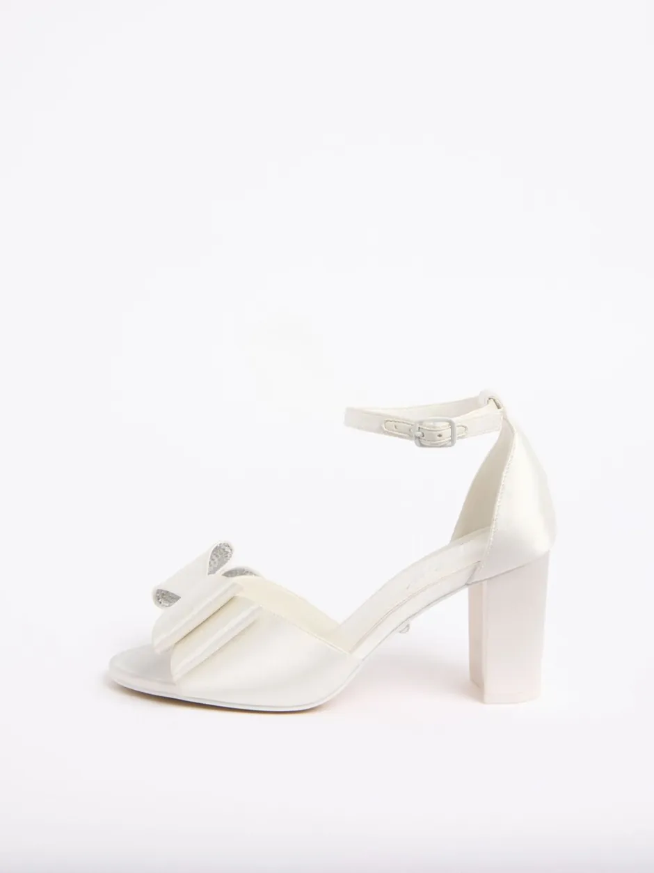Schoenen Met Hakken|Lipsy Bridal Satin Embellished Bow Mid Block Heeled Sandal