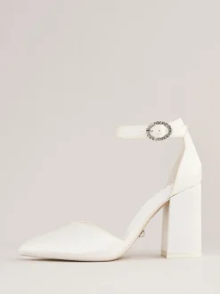Schoenen Met Hakken|Gelegenheidskleding|Lipsy Occasion ivoorkleurige satijnen bruidspumps met halfhoge blokhak