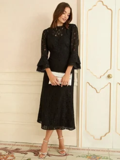 Jurken|Love & Roses Lace Flute Sleeve Midi Dress