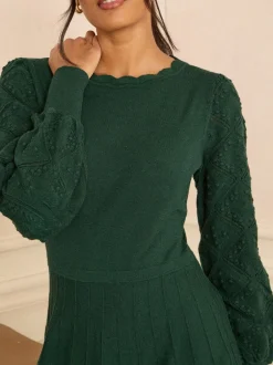 Gebreide Kleding|Jurken*Love & Roses Scallop Knitted Mini Dress
