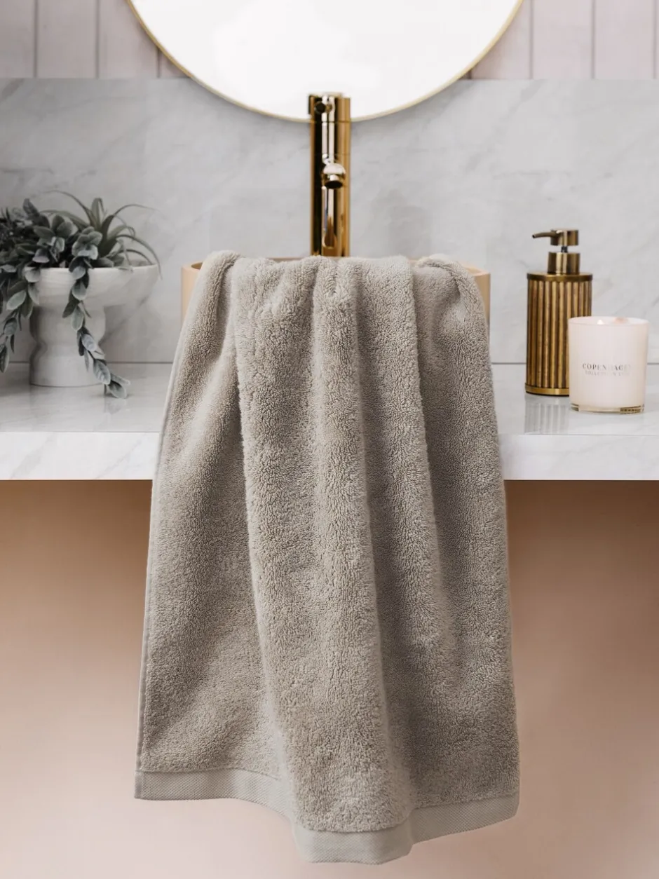 Handdoeken En Badmatten*Next Luxury Spa Collection Luxe handdoek Natuurlijke nerts