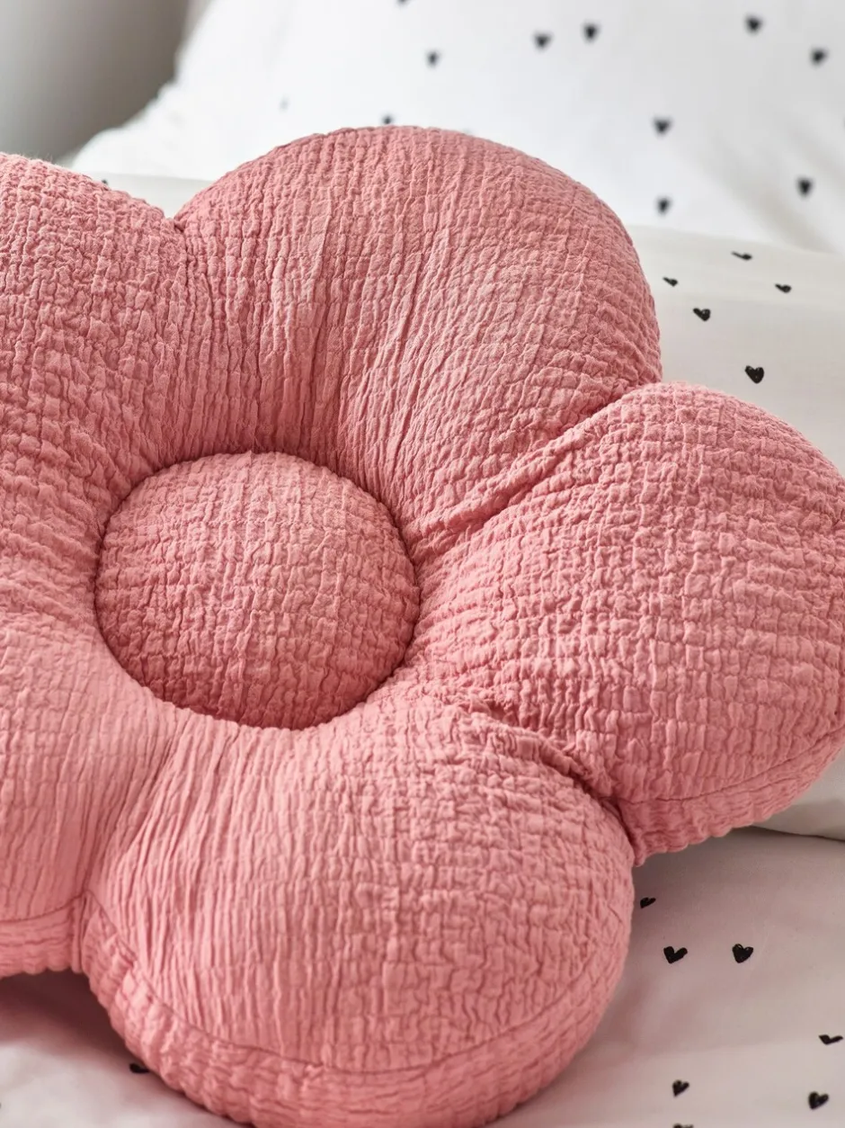 Kussentjes En Plaids|Kussentjes En Plaids*Next Madeliefvormig kussen met textuur van 100% katoen Roze