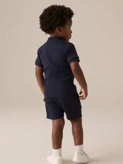 Shorts|Sets En Outfits|Next Marinablauw getextureerd - Set van poloshirt met korte mouwen en short (3mnd-7jr)