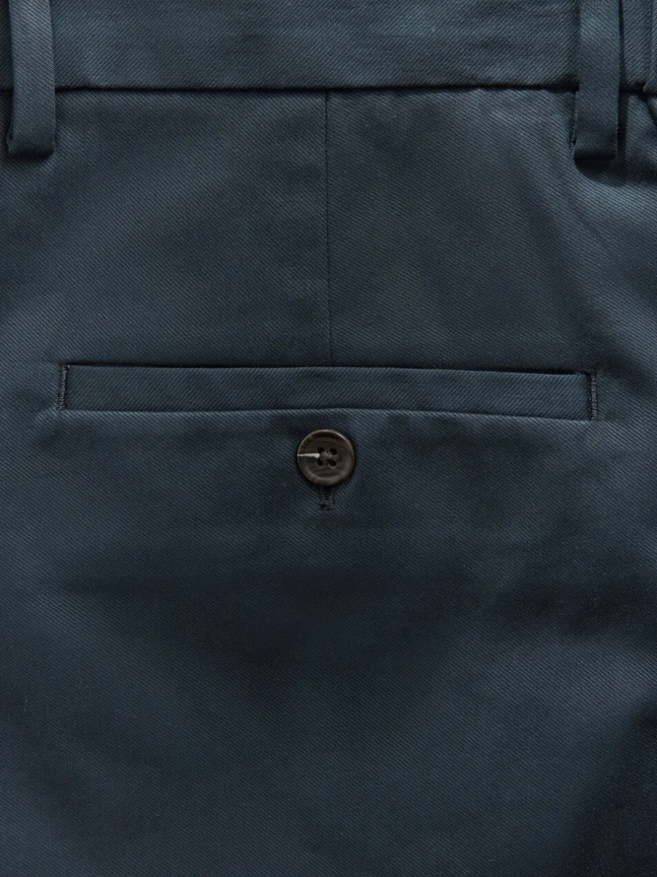 Broeken En Chino's*Next - Aansluitend - Slim-fit katoenen TENCEL™ lyocell blend chino's met comfortabele tailleband. Marineblauw