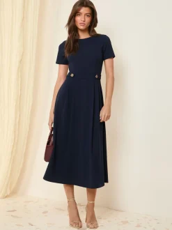 Jurken*Friends Like These Marineblauw - Getailleerde midi-jurk met tabdetail en korte mouwen