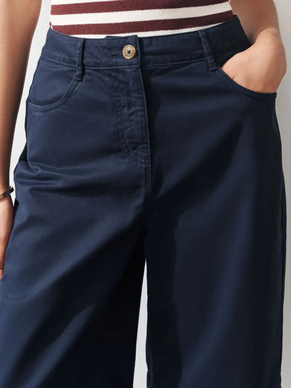 Shorts|Next - Knielange short Marineblauw