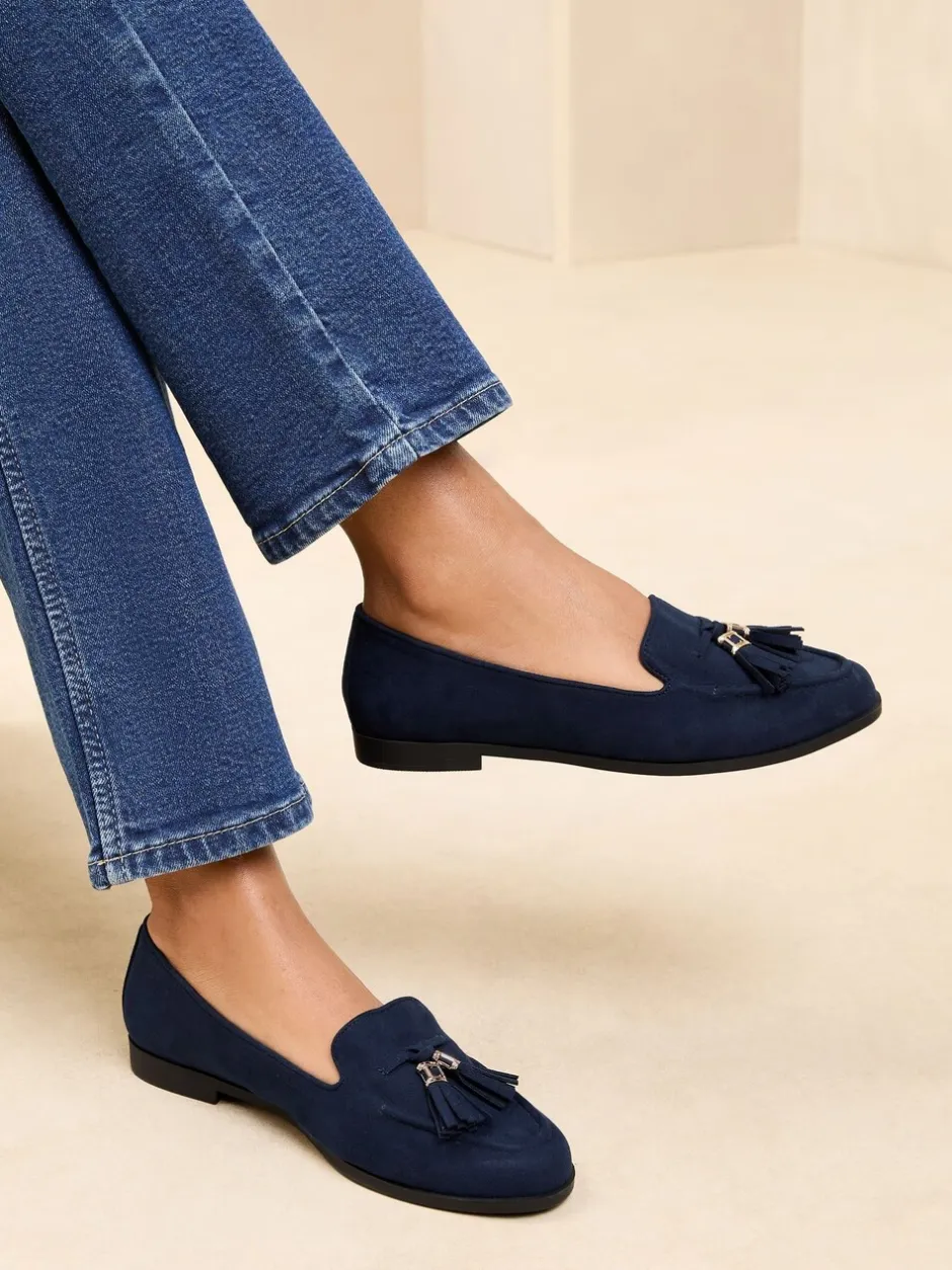 Lage Schoenen|Ruimvallend En Extraruimvallend*Lipsy - Platte Loafers met Smalle Zool en Kwastjes Marineblauw