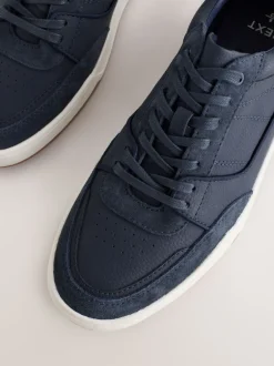 Sneakers*Next - Smart Casual Trainers with Suede Trim Marineblauw