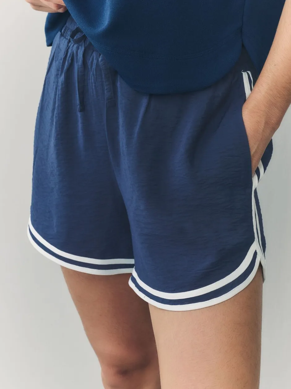 Shorts|Next Marineblauw - Sportshort met contrasterende Streep