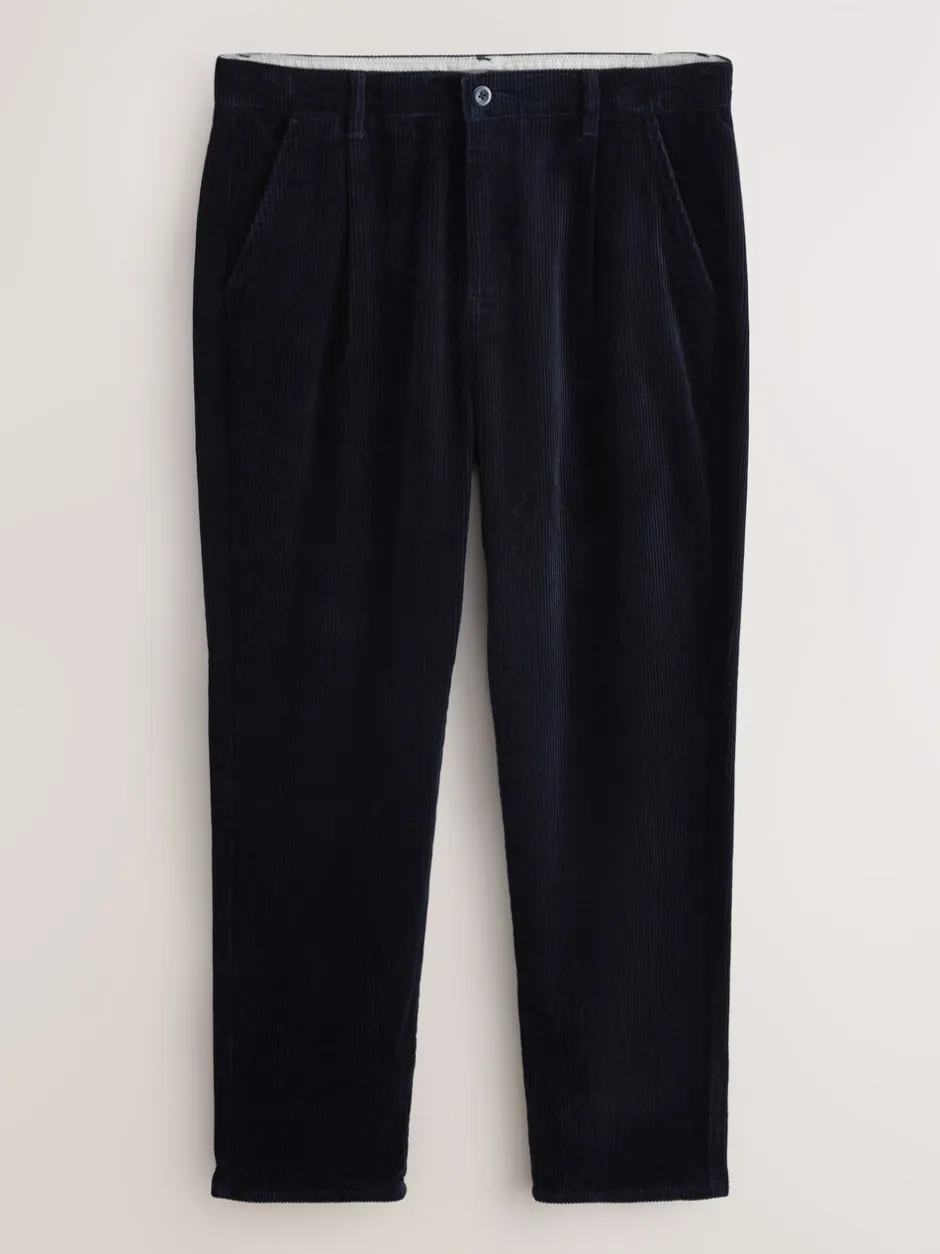 Broeken En Chino's|Next - Standaard toelopende pasvorm - Corduroy Single Pleated Trousers Marineblauw