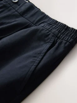 Broeken En Chino's*Next - Standaard toelopende pasvorm - Pleated Stretch Chinos Trousers With Elasticated Waist Marineblauw