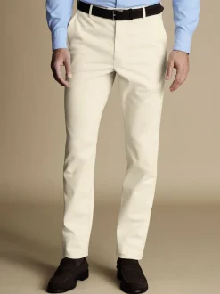 Formele Broek|Charles Tyrwhitt Naturel Cream - Classic Fit ultimate chino zonder plooien