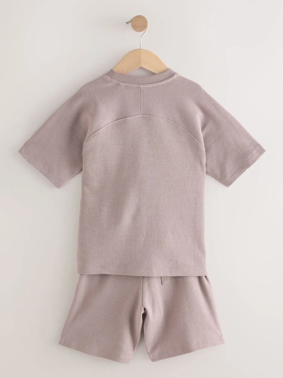 Sets En Outfits|Shorts*Next - Set van T-shirt met textuur en korte mouwen en shorts (3 - 16 jr) Nertsgrijs/bruin