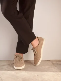 Schoenen*Next - Modieuze suède sneakers Neutraal