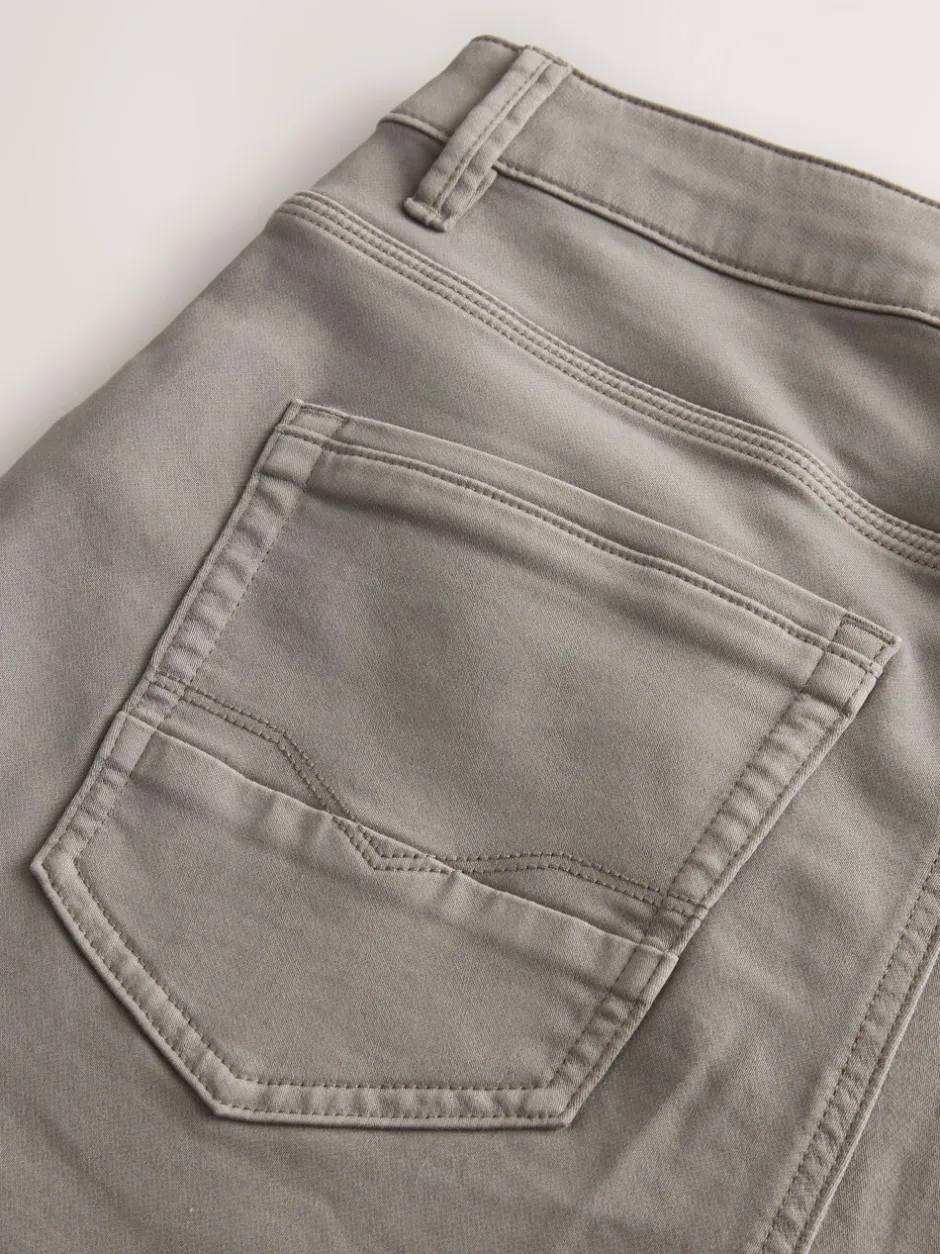 Jeans*Next - Standaard toelopende pasvorm - Comfortabele stretchjeans Neutraal