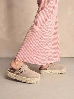 Lage Schoenen|Next - Suède espadrille klompen met ronde neus en dikke zool Neutraal