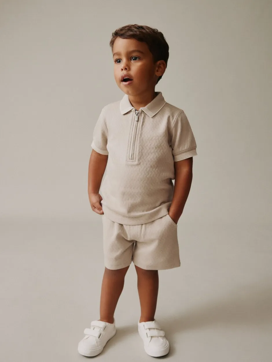 Shorts|Next Neutral Zip Neck - Set van poloshirt met korte mouwen en short (3mnd-7jr)