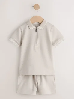 Shorts|Next Neutral Zip Neck - Set van poloshirt met korte mouwen en short (3mnd-7jr)