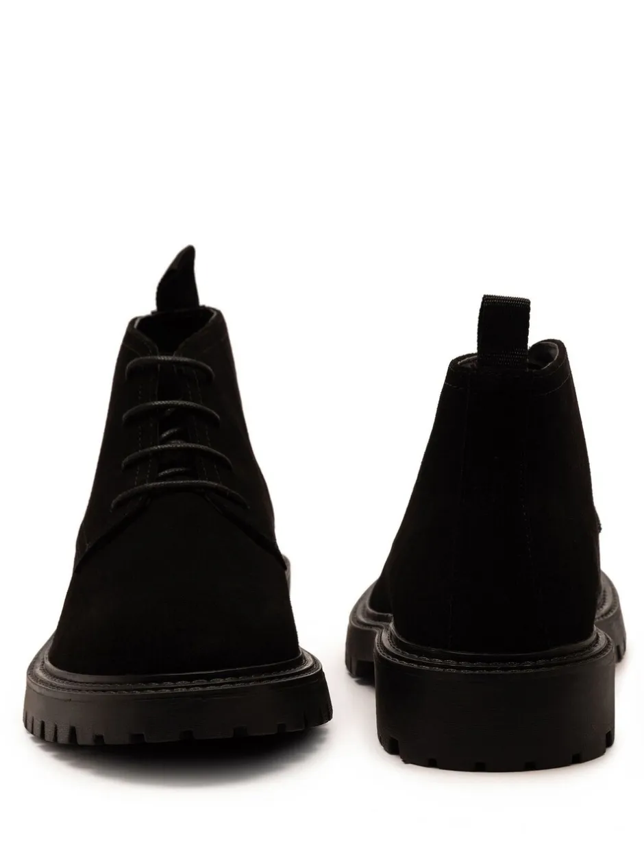 Boots|Off The Hook Axel Suede Chukka Ankle Lace-Up Black Boots