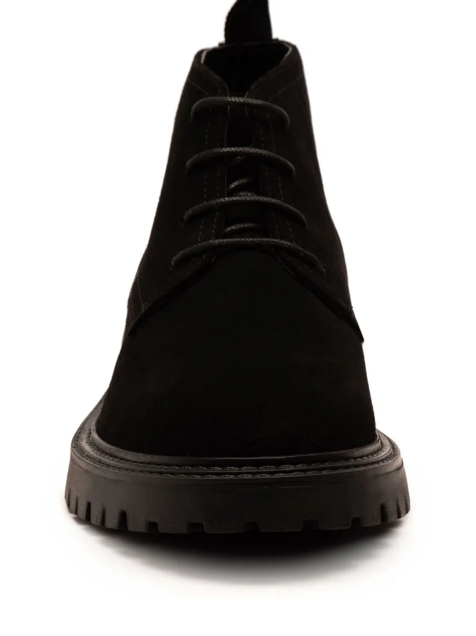 Boots|Off The Hook Axel Suede Chukka Ankle Lace-Up Black Boots