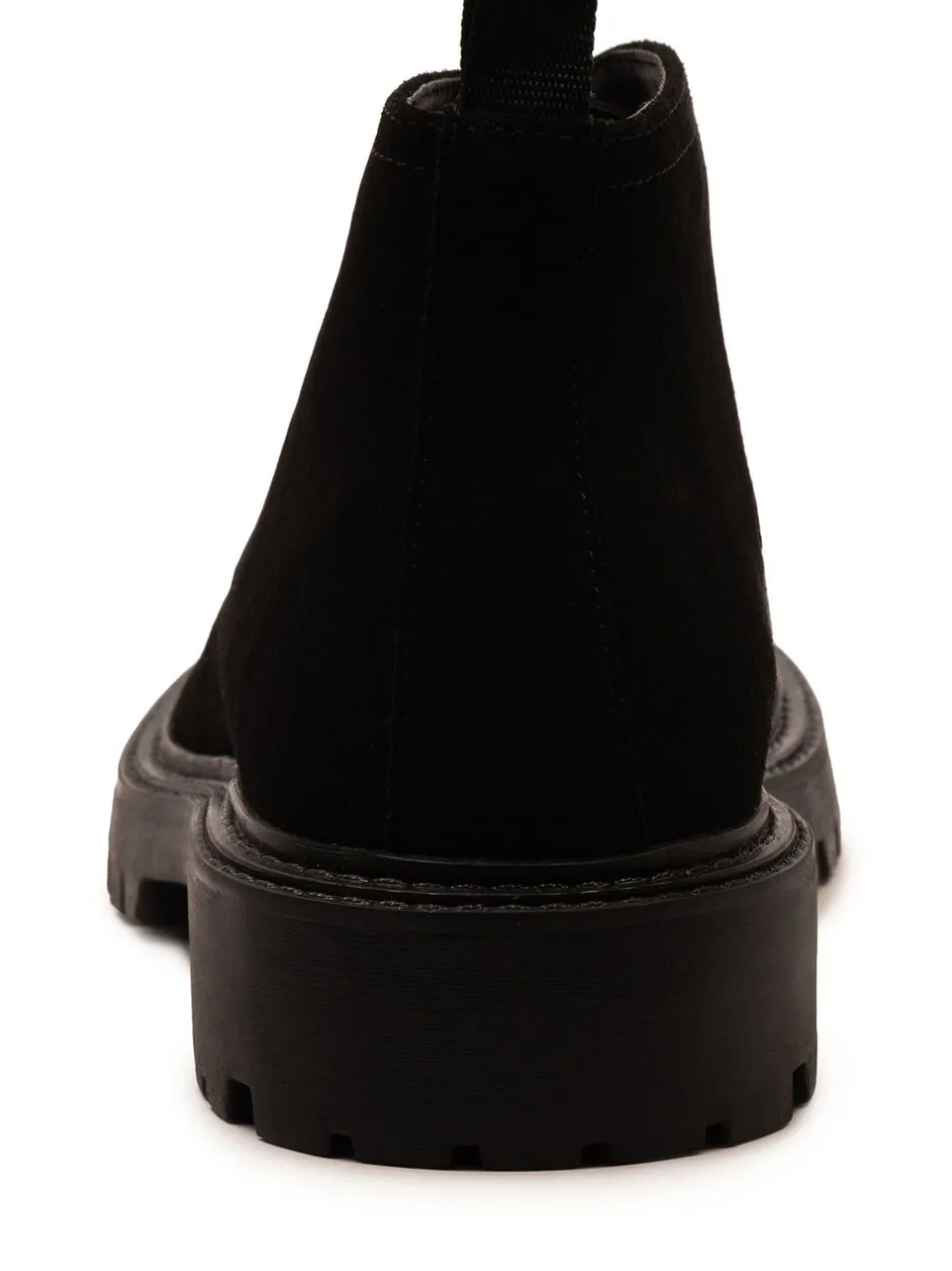 Boots|Off The Hook Axel Suede Chukka Ankle Lace-Up Black Boots