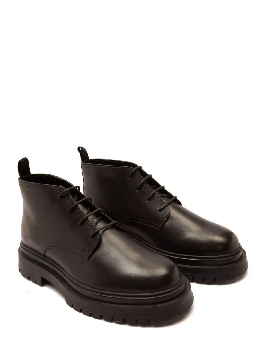 Boots*Off The Hook Hardrock Leather Lace-Up Chukka Ankle Boots