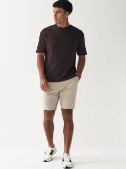 Shorts*Next Pastelgeel - Straight fit - Chinoshort met stretch